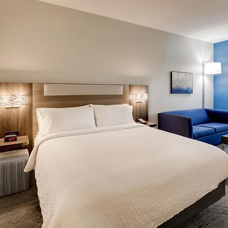 Holiday Inn Express Holly Springs - Raleigh Area By Ihg Экстерьер фото
